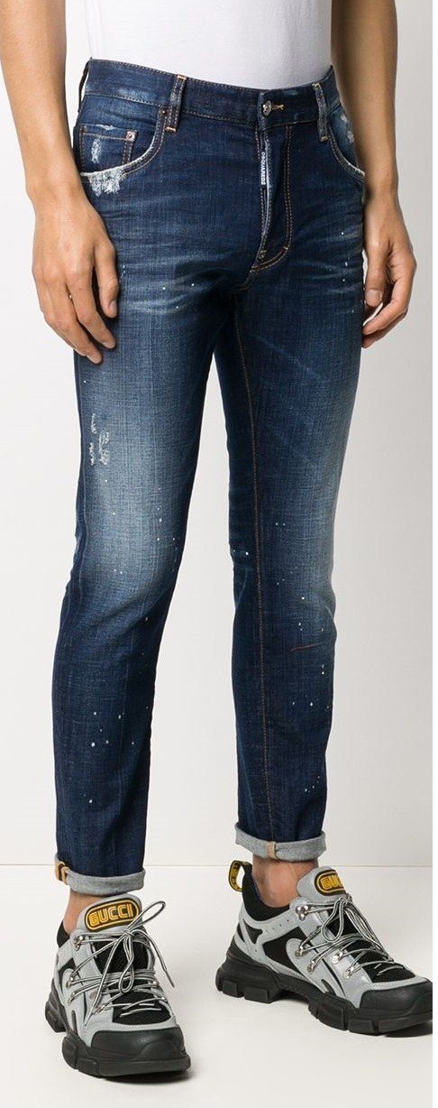 DSQUARED2 Distressed Jeans — S74LB0770 — 2